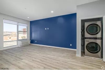 208 W 7th St #2D, Plainfield, NJ 07060 - Photo 3