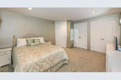 15 McDonough Pl, North Caldwell, NJ 07006 - Photo 31