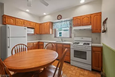 20 Wilson Ave, Totowa, NJ 07512 - Photo 7