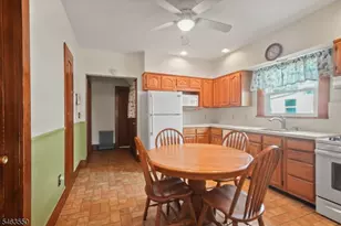 20 Wilson Ave, Totowa, NJ 07512 - Photo 9