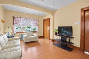 20 Wilson Ave, Totowa, NJ 07512 - Photo 5