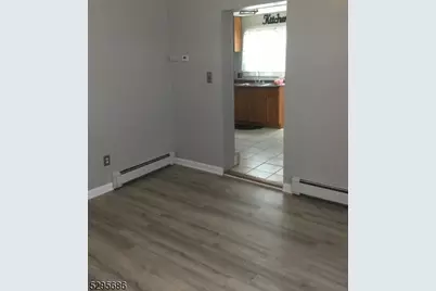 90 Glen Ave #A, Phillipsburg, NJ 08865 - Photo 5