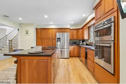 34 Forest Dr, Watchung, NJ 07069 - Photo 17