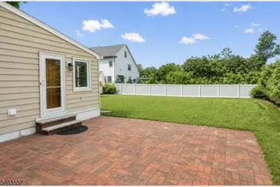1 Roosevelt Blvd, Florham Park, NJ 07932 - Photo 15