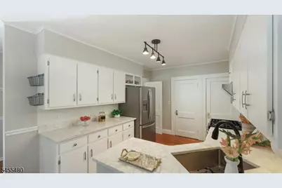 209 Midwood Pl, Westfield, NJ 07090 - Photo 17
