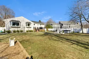 58 Edgewood Dr, Florham Park, NJ 07932 - Photo 39