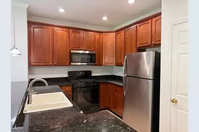 200 Riverwalk Way, Clifton, NJ 07014 - Photo 7