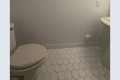 200 Riverwalk Way, Clifton, NJ 07014 - Photo 11
