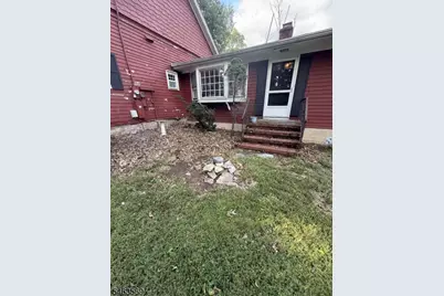 89 Old Clinton Rd, Raritan Township, NJ 08822 - Photo 3