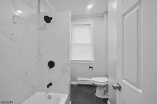 196 Smith St, Newark, NJ 07106 - Photo 7