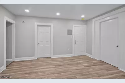 196 Smith St #1, Newark, NJ 07106 - Photo 19