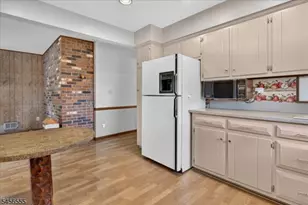 115 Old York Rd, Raritan Township, NJ 08551 - Photo 11
