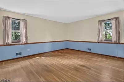 115 Old York Rd, Raritan Township, NJ 08551 - Photo 17
