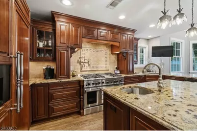 15 Chapel Pl, Wayne, NJ 07470 - Photo 15