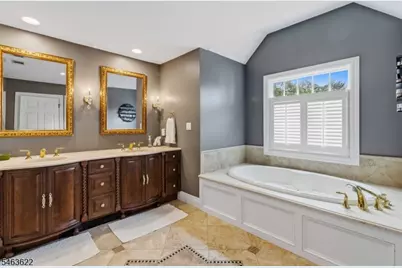 15 Chapel Pl, Wayne, NJ 07470 - Photo 27