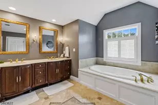 15 Chapel Pl, Wayne, NJ 07470 - Photo 27