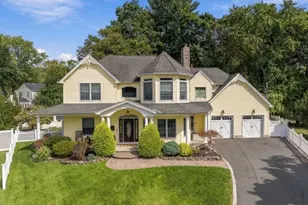 15 Chapel Pl, Wayne, NJ 07470 - Photo 3