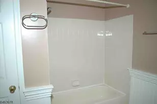 10 Pear Ct, Raritan Township, NJ 08822 - Photo 21