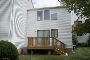 10 Pear Ct, Raritan Township, NJ 08822 - Photo 3