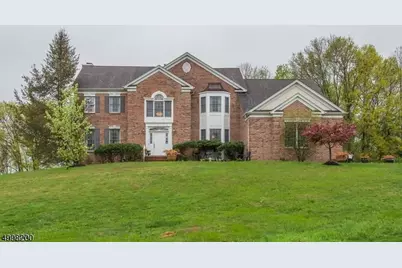 21 Bonnieview Ln, Montville Township, NJ 07082 - Photo 1