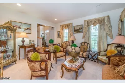 21 Bonnieview Ln, Montville Township, NJ 07082 - Photo 3