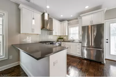48 Mechanic St, Millburn, NJ 07041 - Photo 7