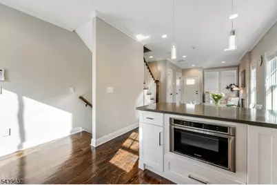 48 Mechanic St, Millburn, NJ 07041 - Photo 11