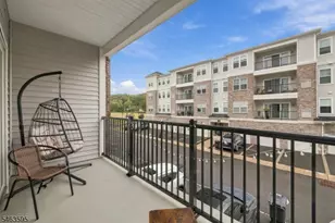11 Veterans Wy, Morris Plains, NJ 07950 - Photo 23