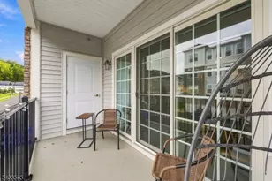 11 Veterans Wy, Morris Plains, NJ 07950 - Photo 3