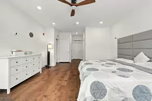 11 Veterans Wy, Morris Plains, NJ 07950 - Photo 9