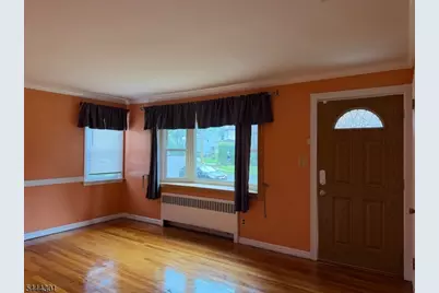 159 Sherwood Ave, Teaneck Township, NJ 07666 - Photo 25