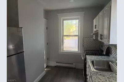 102 Midland Ave, East Orange, NJ 07017 - Photo 3