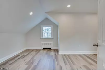 311 W 3rd Ave, Roselle, NJ 07203 - Photo 21