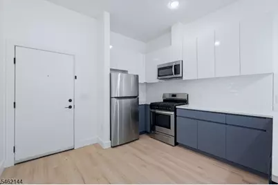 420 River Dr #212, Passaic, NJ 07055 - Photo 5