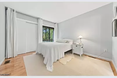 27 Chestnut Ct, Bernards Township, NJ 07920 - Photo 25