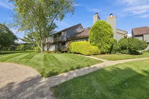 27 Chestnut Ct, Bernards Township, NJ 07920 - Photo 1