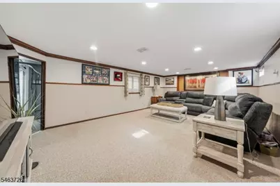 373 Plymouth Rd, Union Township, NJ 07083 - Photo 23