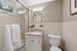 373 Plymouth Rd, Union Township, NJ 07083 - Photo 19