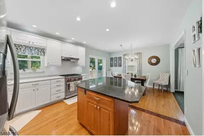 373 Plymouth Rd, Union Township, NJ 07083 - Photo 5