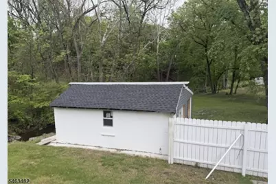 310 6th St, Belvidere, NJ 07823 - Photo 3
