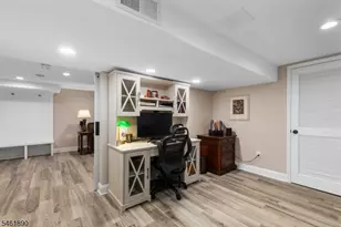 13 Larch Dr, Chester, NJ 07930 - Photo 11