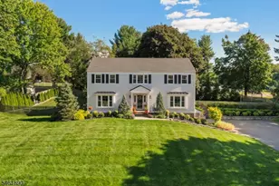 13 Larch Dr, Chester, NJ 07930 - Photo 3