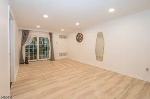 172 Potomac Dr, Bernards Township, NJ 07920 - Photo 7
