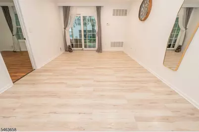 172 Potomac Dr #172, Bernards Township, NJ 07920 - Photo 9
