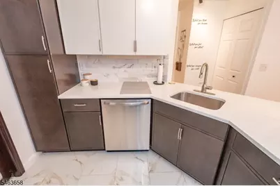 172 Potomac Dr #172, Bernards Township, NJ 07920 - Photo 13