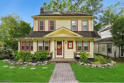 21 Midland Dr, Morris Township, NJ 07960 - Photo 1