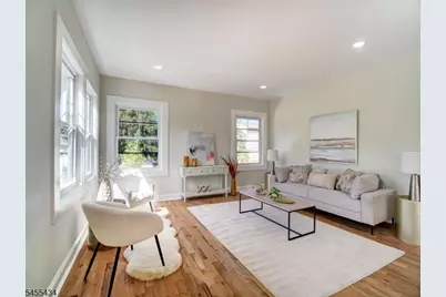 314 Madison Hill Rd, Clark Township, NJ 07066 - Photo 5