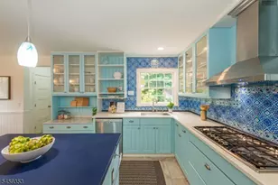 12 Melrose Pl, Montclair, NJ 07042 - Photo 17