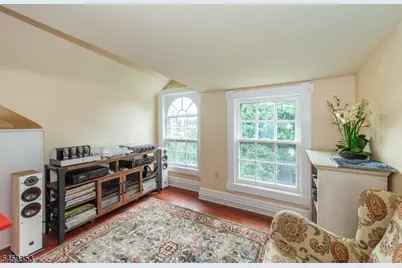 12 Melrose Pl, Montclair, NJ 07042 - Photo 37