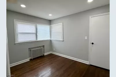 6-25 1st St, Fair Lawn, NJ 07410 - Photo 15